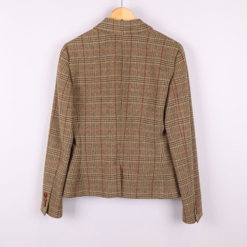 Baksidan av rutigt kavaj