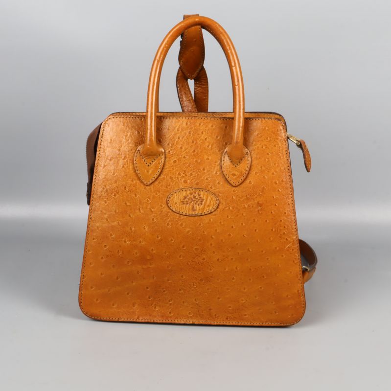 Framsidan på brun Mulberry-väska 