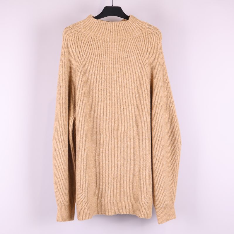 Beige stickad tröja