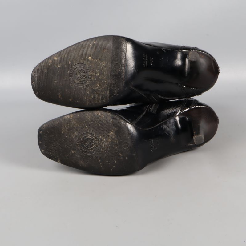  Sulor på båda stövletterna