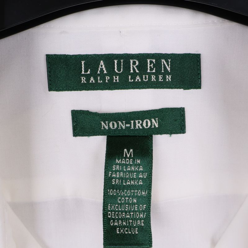 Etikett med Lauren Ralph Lauren och materialinformation