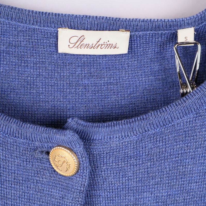 Närbild på Stenströms etikett