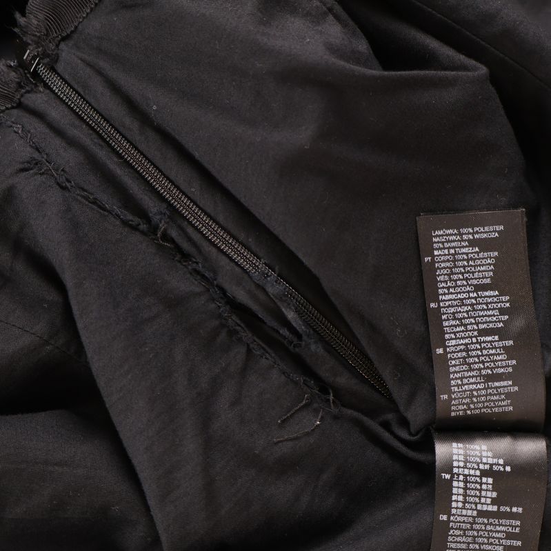 Textiletiketter med skötsel- och materialinformation