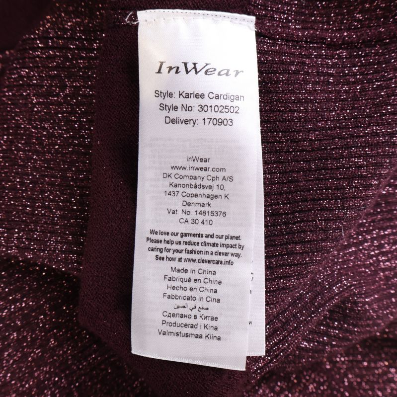Inneretikett i koftan med InWear logotyp och tillverkningsinfo