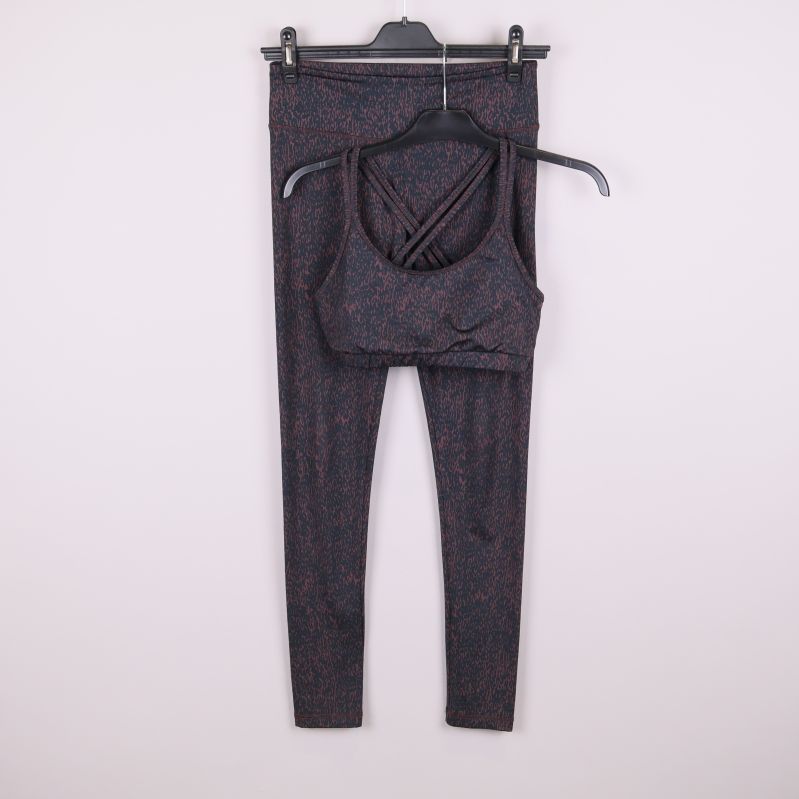 Träningsset med tights och sport-bh 