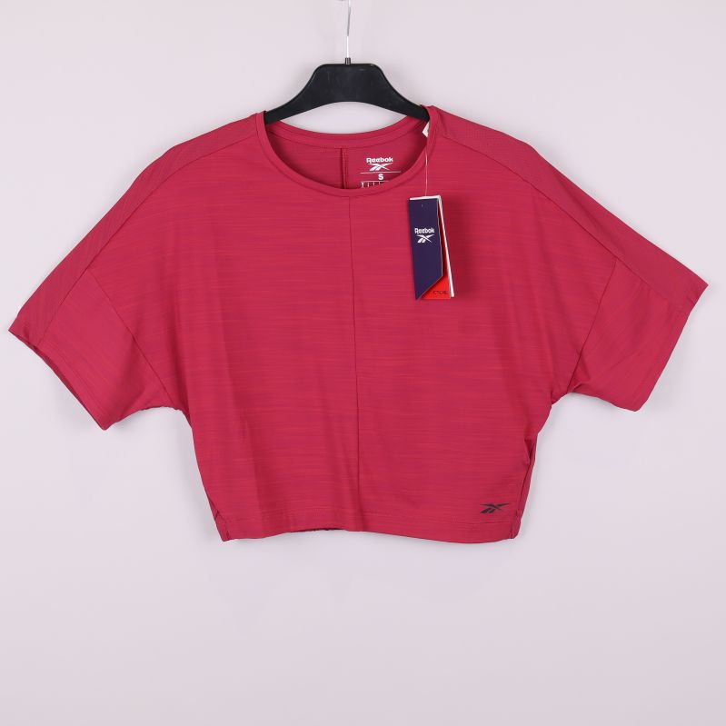 Ceriserosa kort topp med vida ärmar framifrån