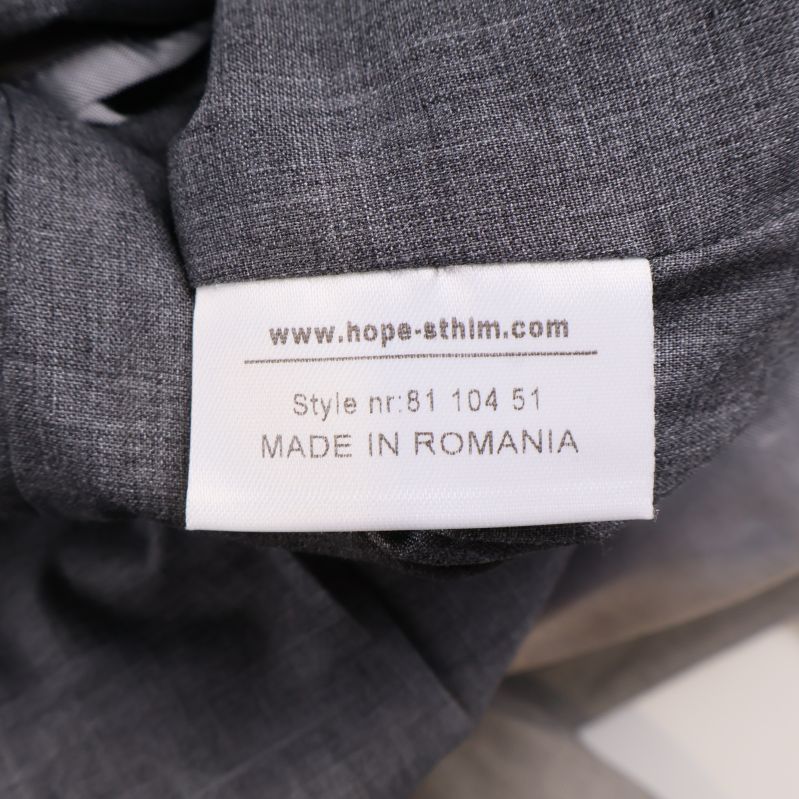 Tillverkningsetikett som visar Made in Romania