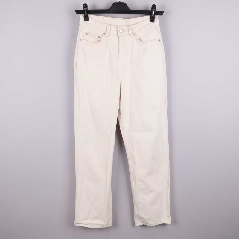 Rak passform jeans framsida