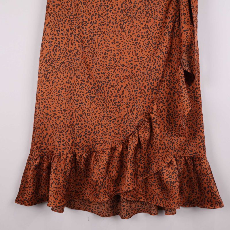 Kjol med knytband för passform