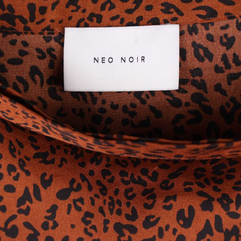 Polyester och storlek L