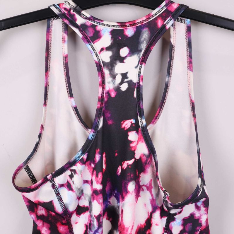 Detaljerad brottarrygg och sömmar