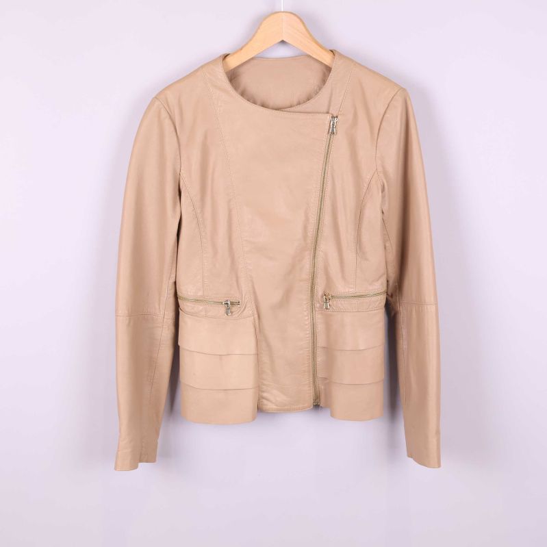 Beige skinnjacka med lång ärm