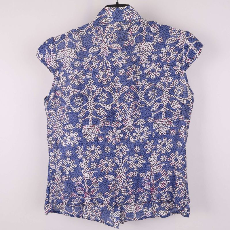 Blommönstrad baksida