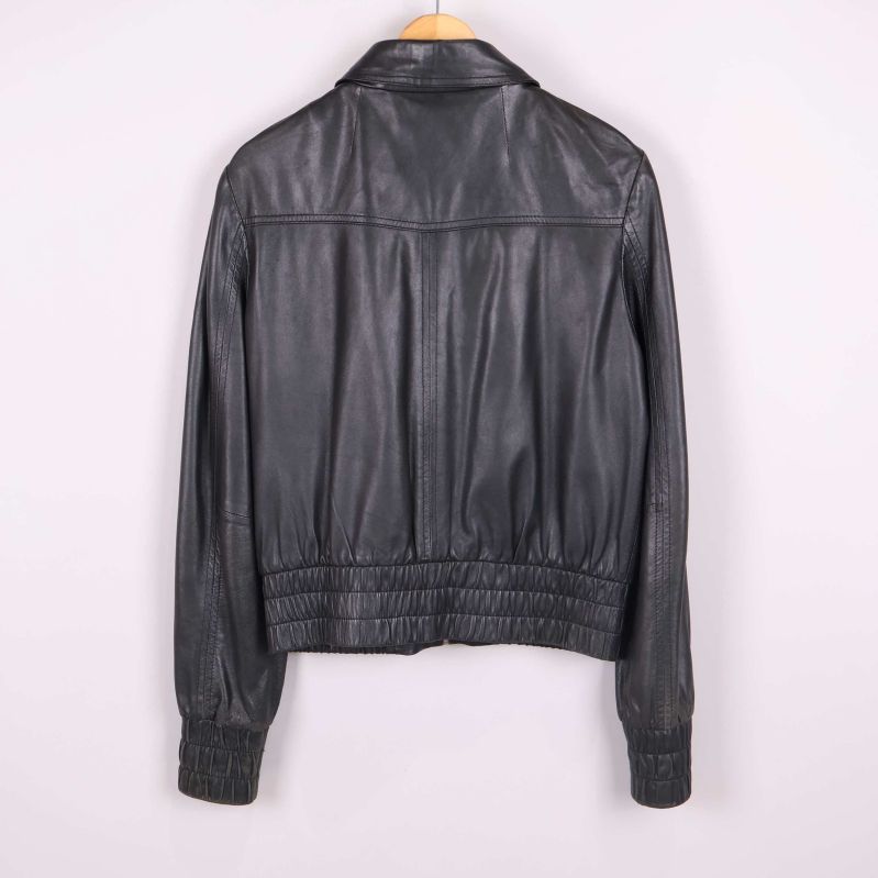 Baksida med markerad resår