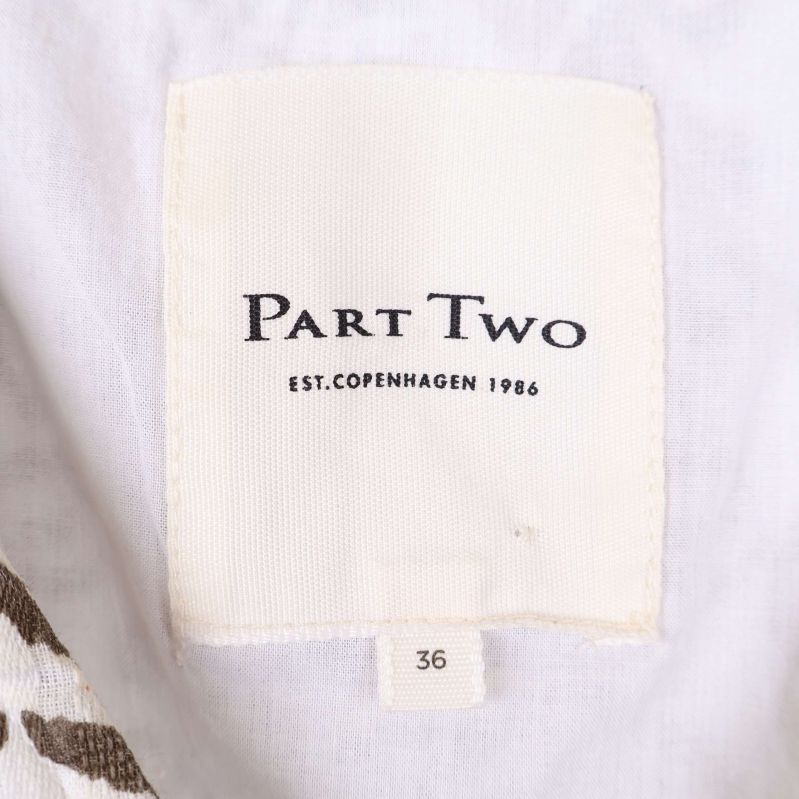 Etikett med storlek och varumärke