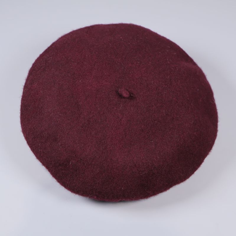 Vinröd basker sedd ovanifrån