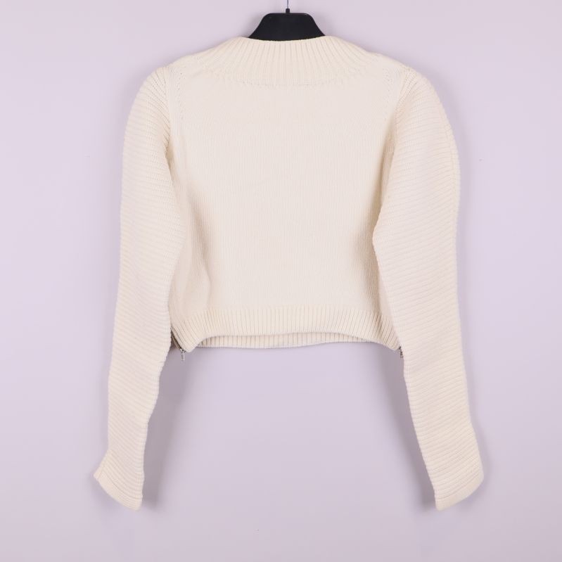 Krämvit ribbstickad tröja i relaxed fit på galge