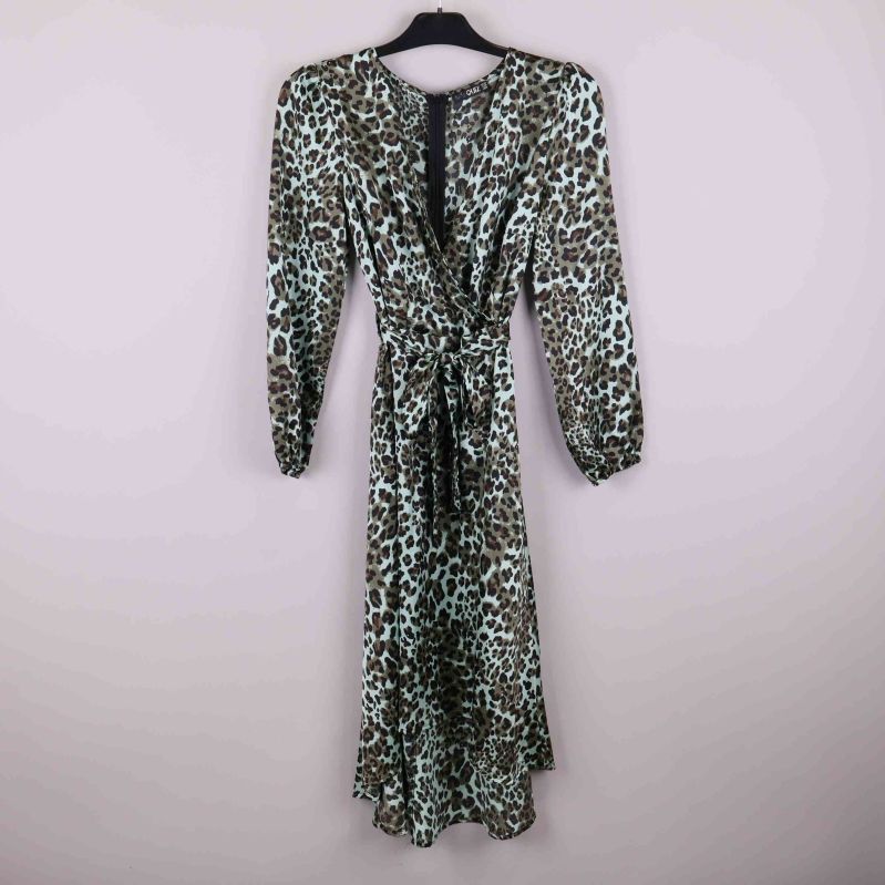 Leopardmönstrad midiklänning framifrån 