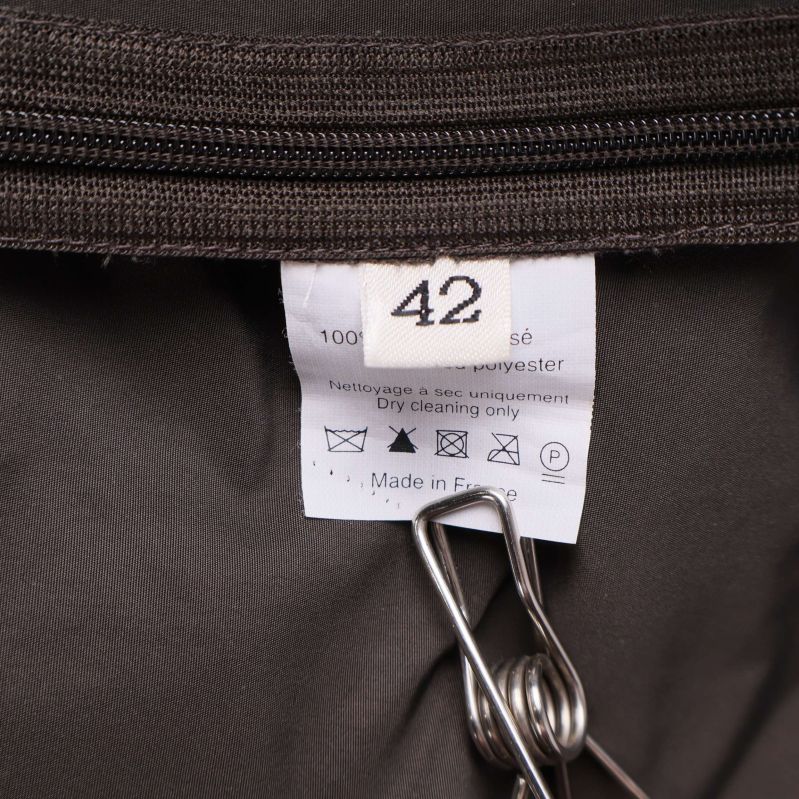 Storleksetikett visar stl 42