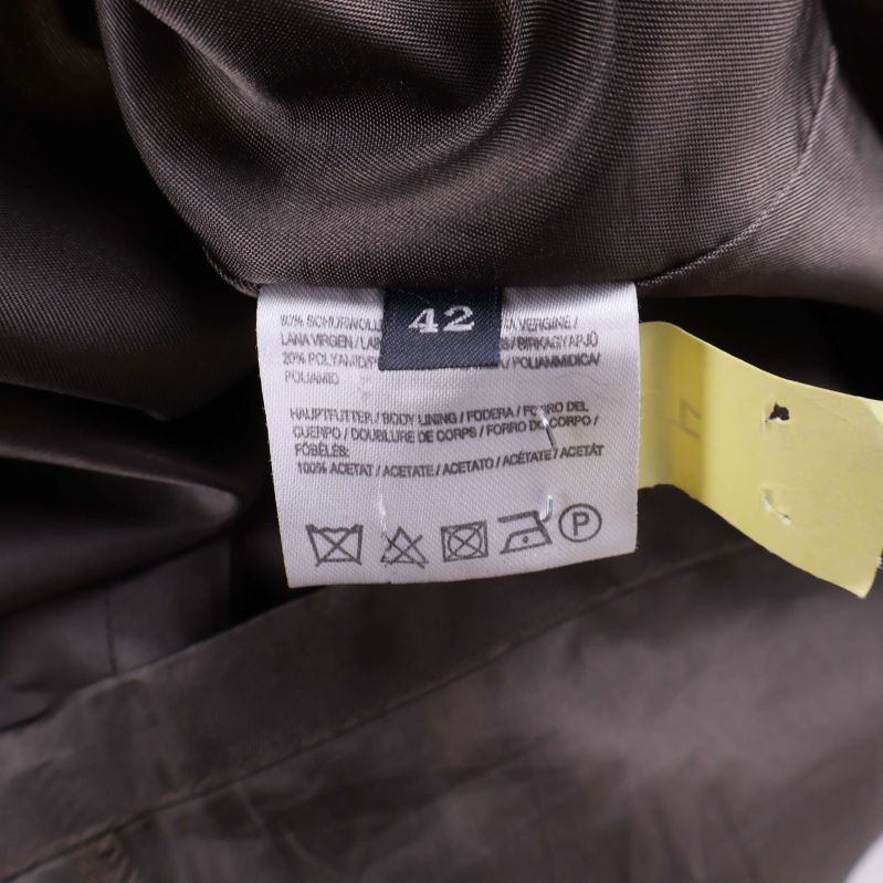 Materiallapp med storlek 42 och materialinformation synligt