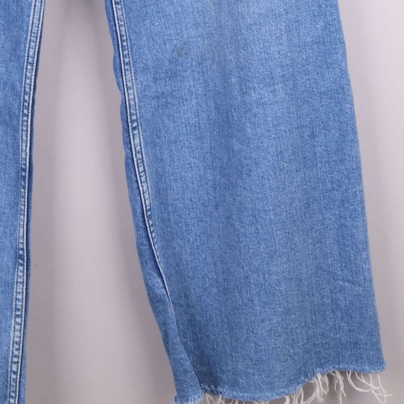 Fransiga jeansfållar