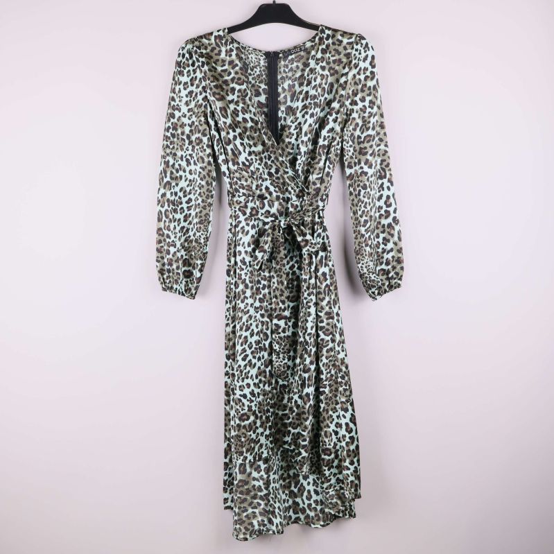 Leopardmönstrad midiklänning framifrån 