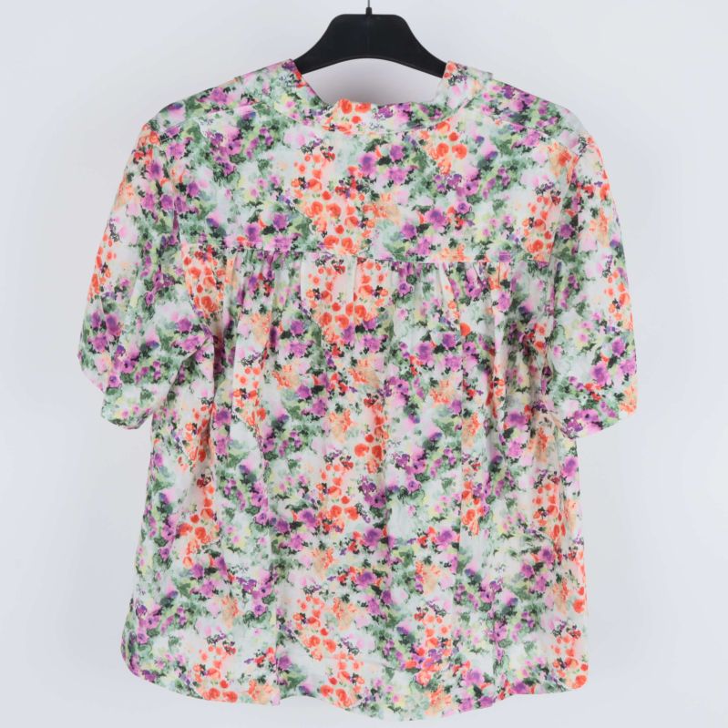 Blommig design bakifrån