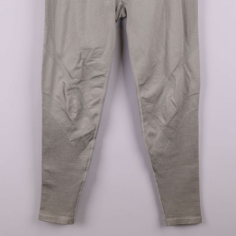 Benpartiet framtill på tights med strukturerat mönster