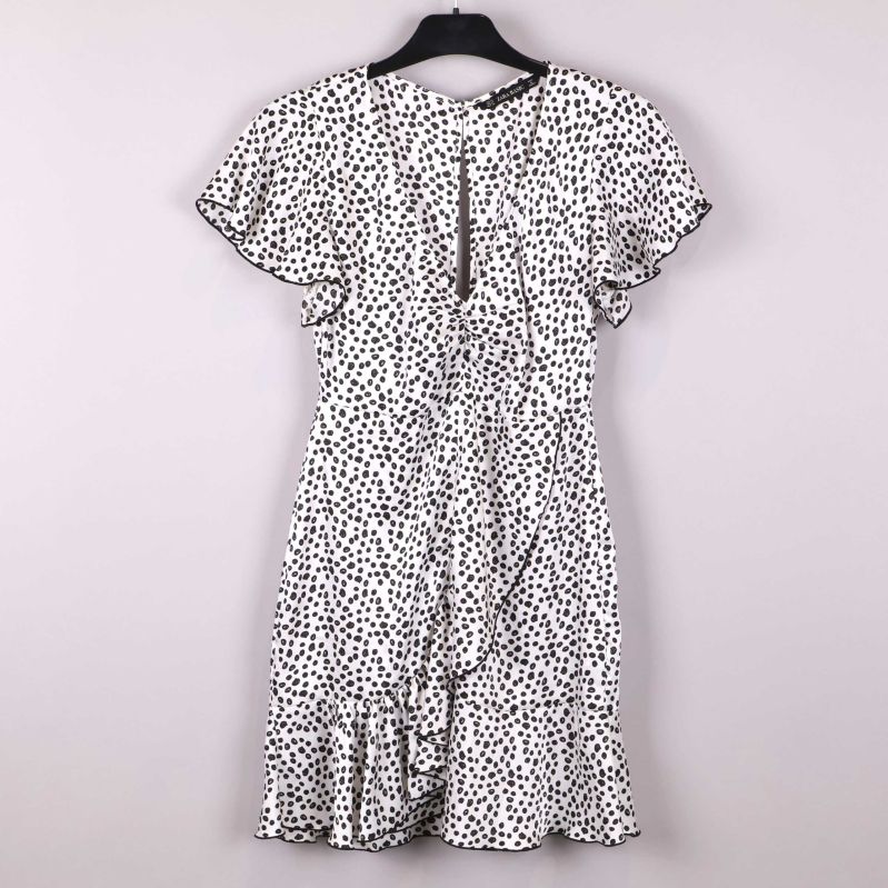 Framsidan av klänning