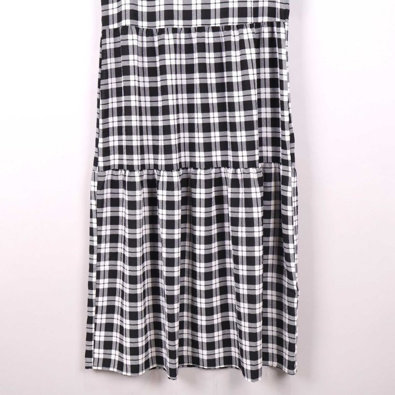 Detaljer av klänningens nederdel