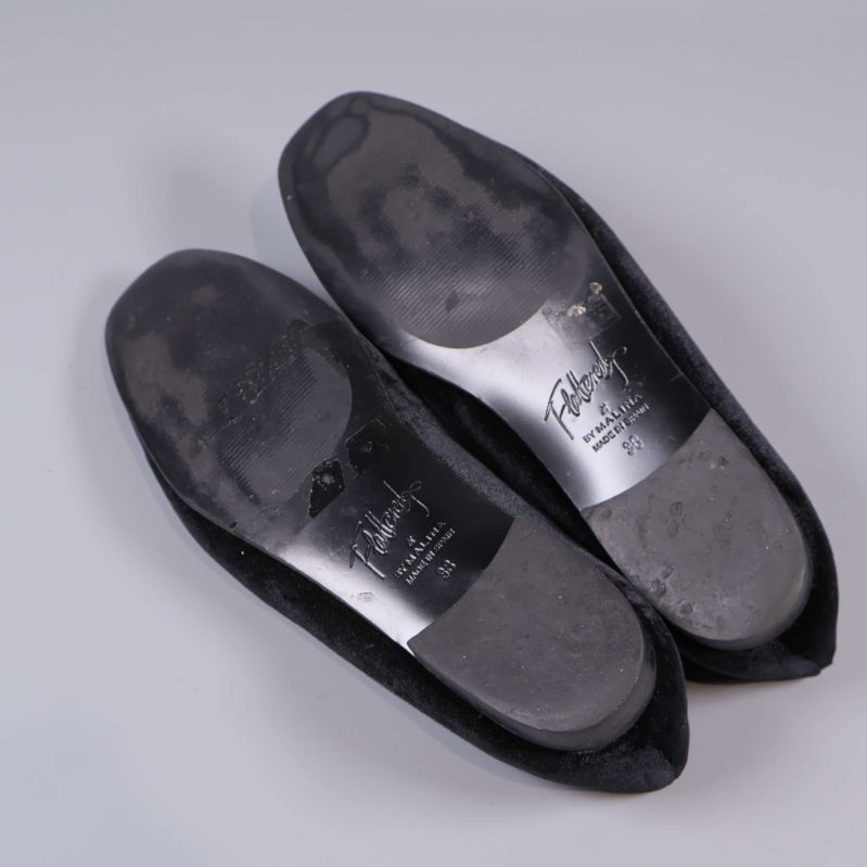 Slitna yttersulor med märkning Flattered by Malina