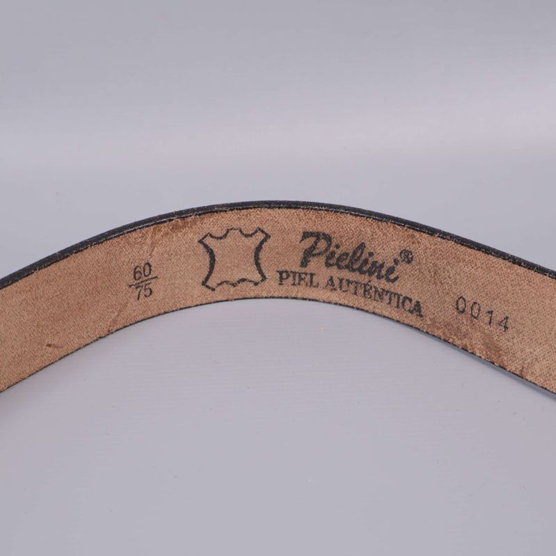 Insida av bälte med märkning Pielini Piel Autentica