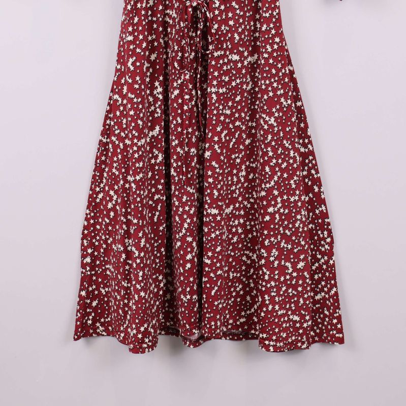 Närbild på kjoldelen och fallande tyg