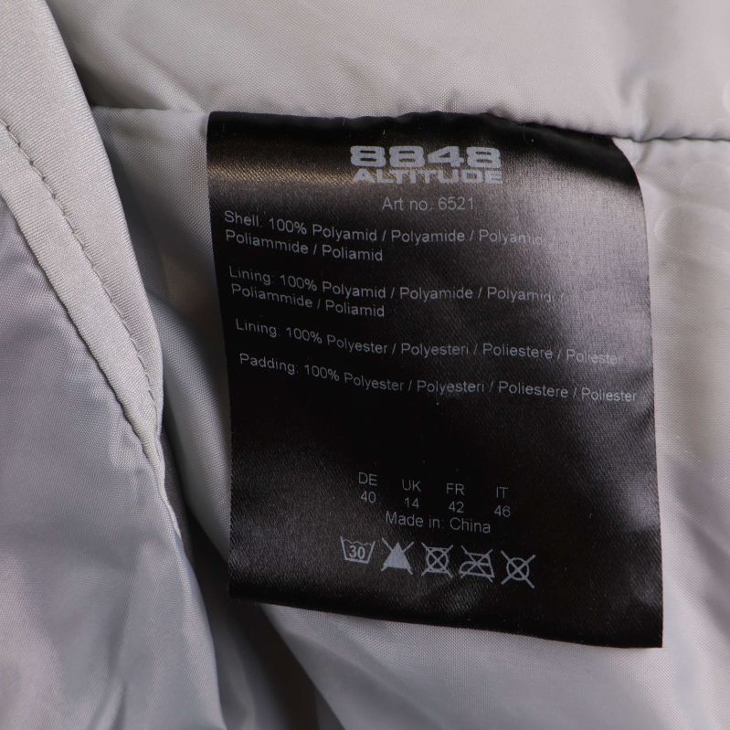 Materiallapp med 100% polyamid och polyester i jackan