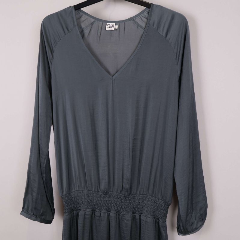 V-ringad klänningstopp