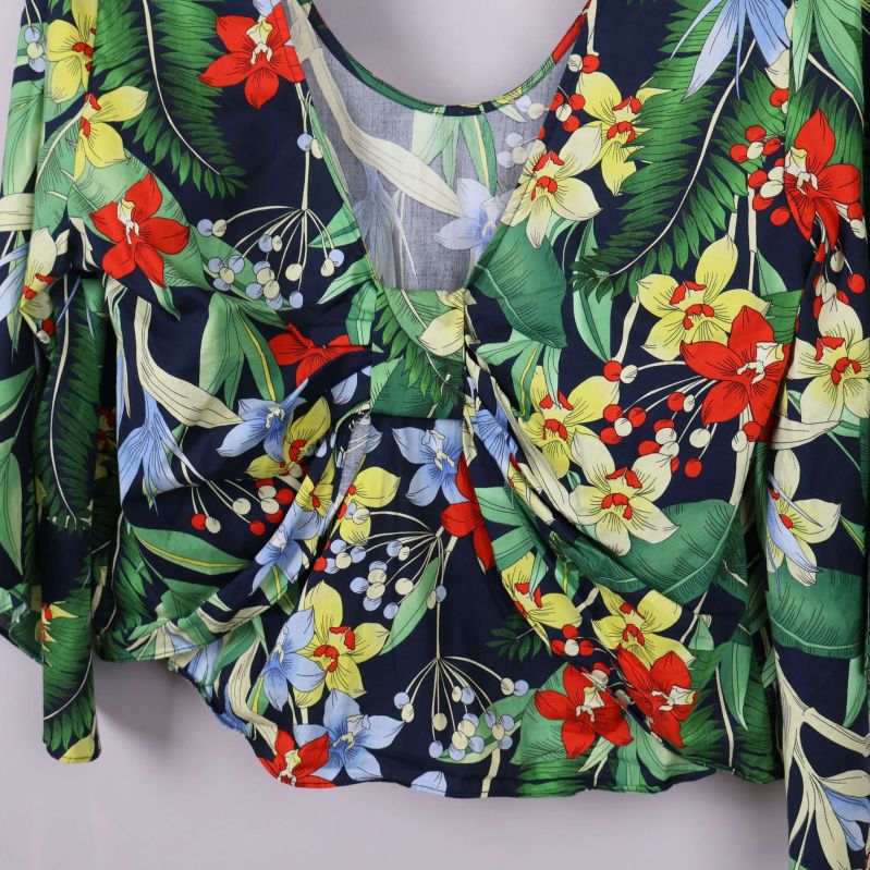 Detaljerat blommönster