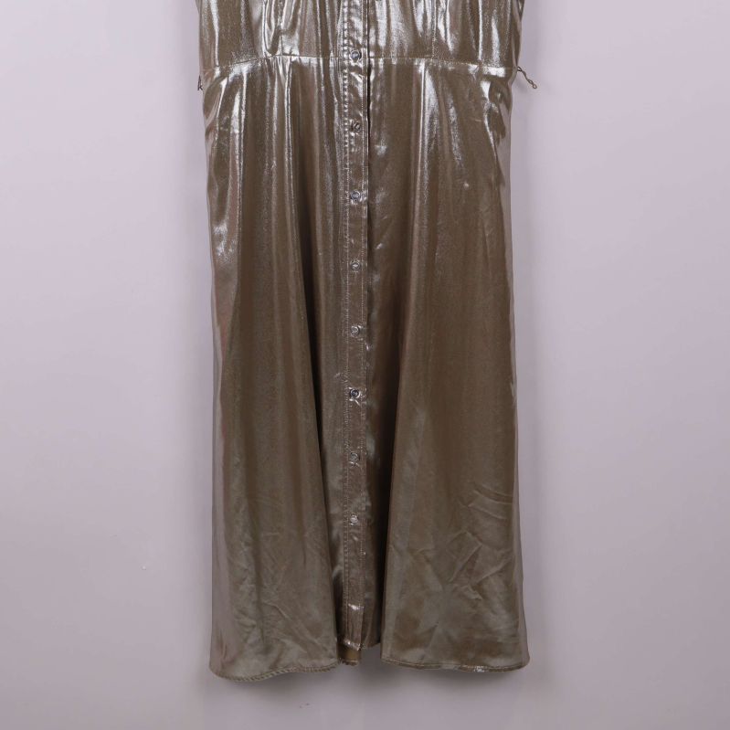 Nederdel på skjortklänning med glänsande metallicyta