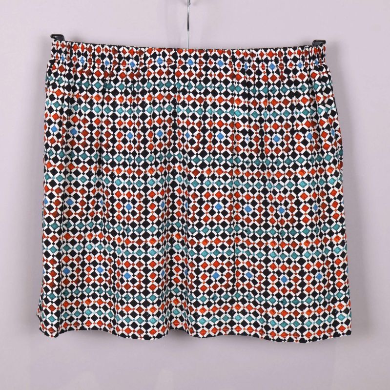 Framsida av geometrisk kjol