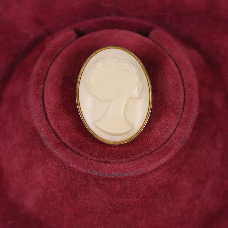 Klassisk kamè berlock med porträtt