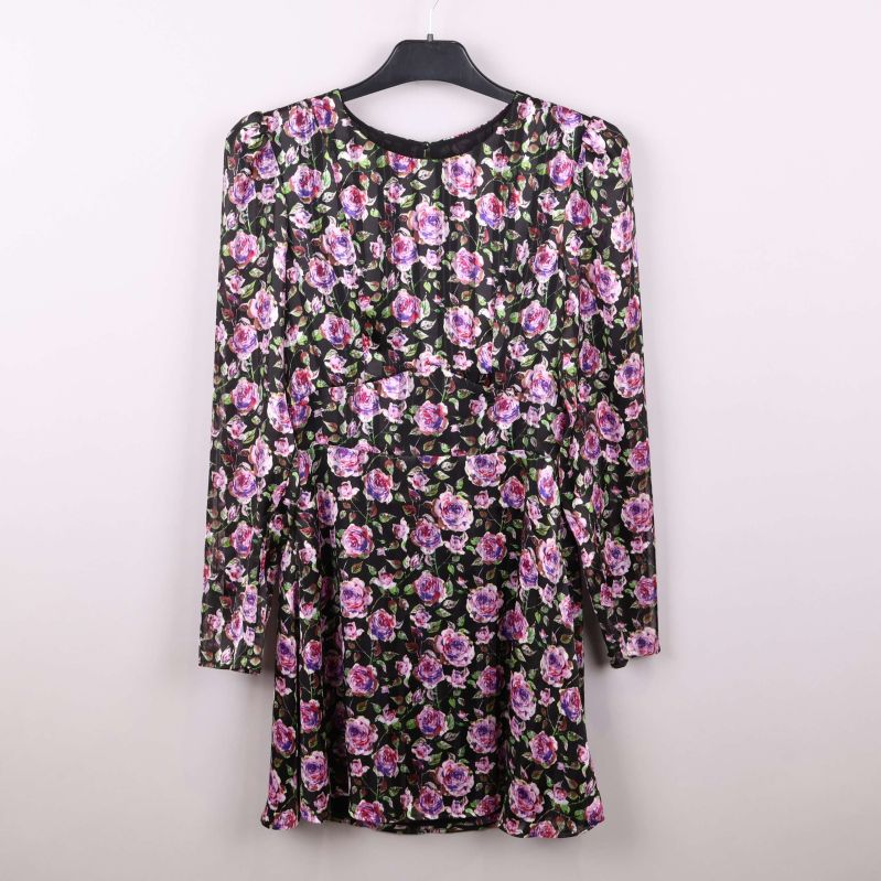 Klänning med blommönster