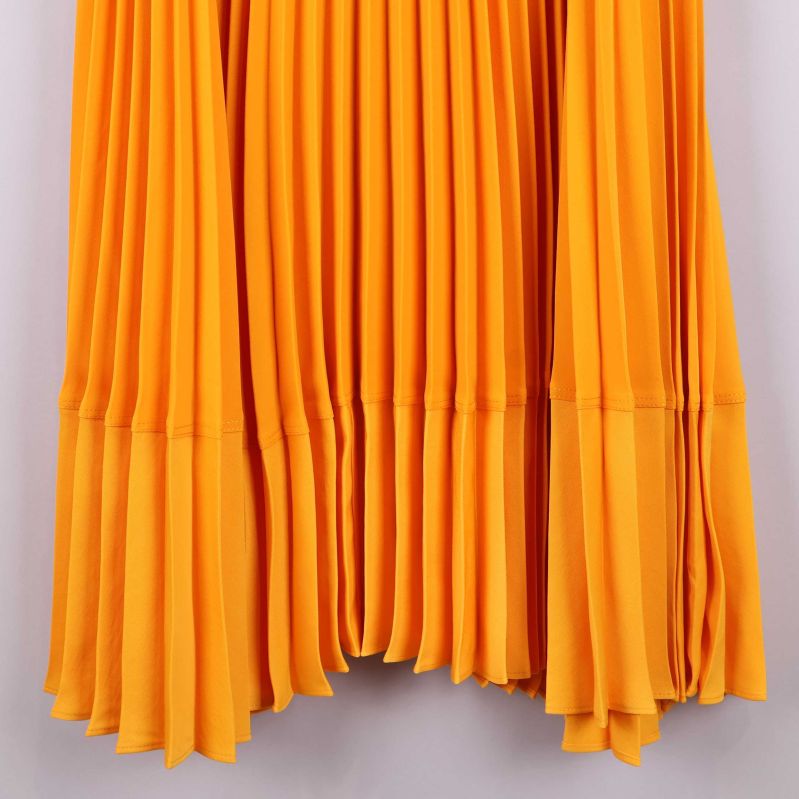 Nedre plisserade detaljen