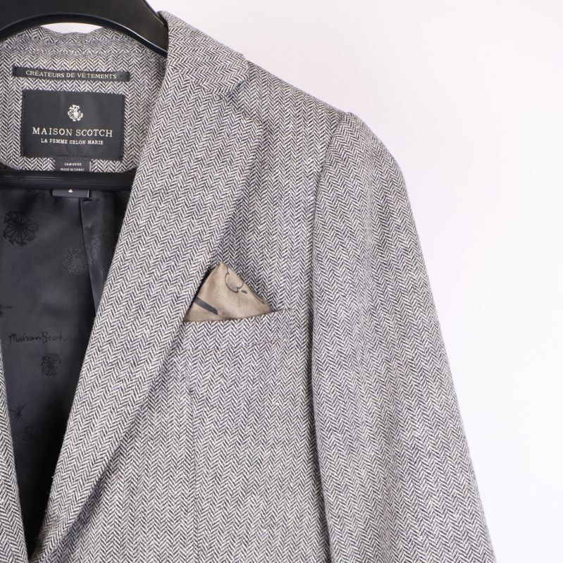 Bröstnäsduk i ficka