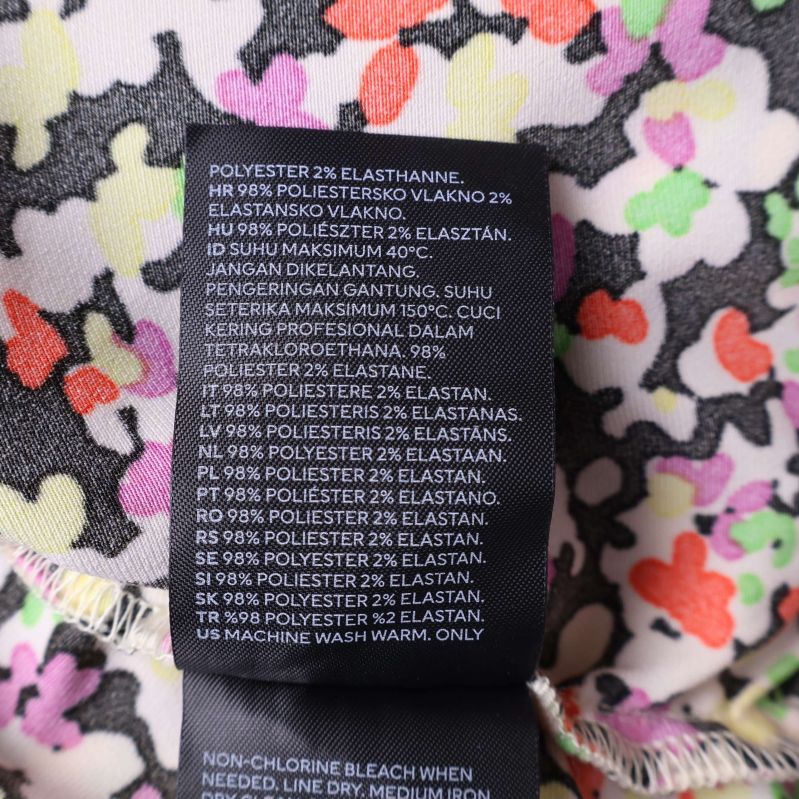 Materialkomposition 98% polyester