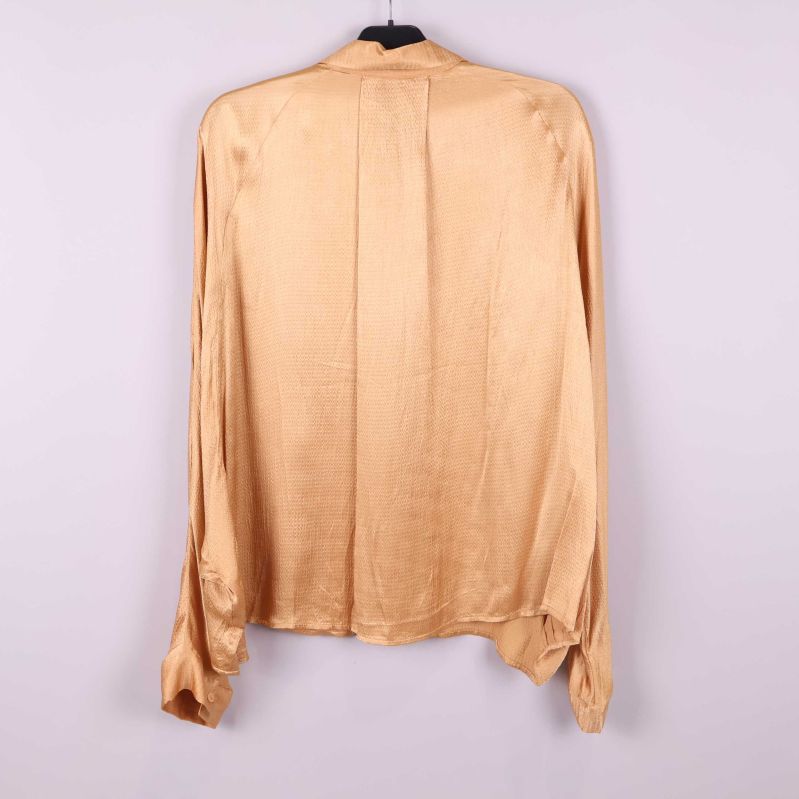 Vida ärmar i luftig design