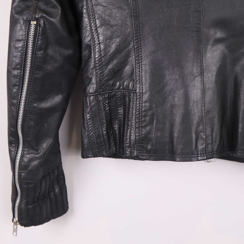 Invändig etikett med varumärke