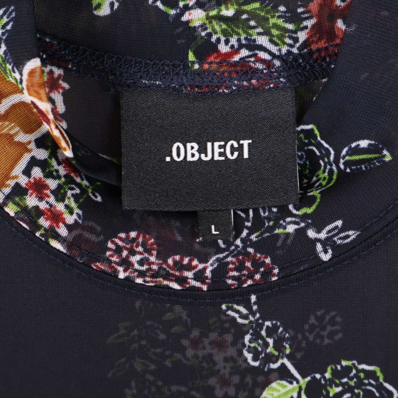 Svart märkesetikett OBJECT