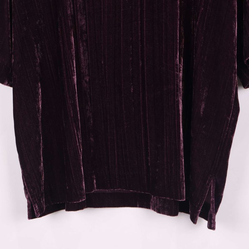 Nederkant med ribbstruktur