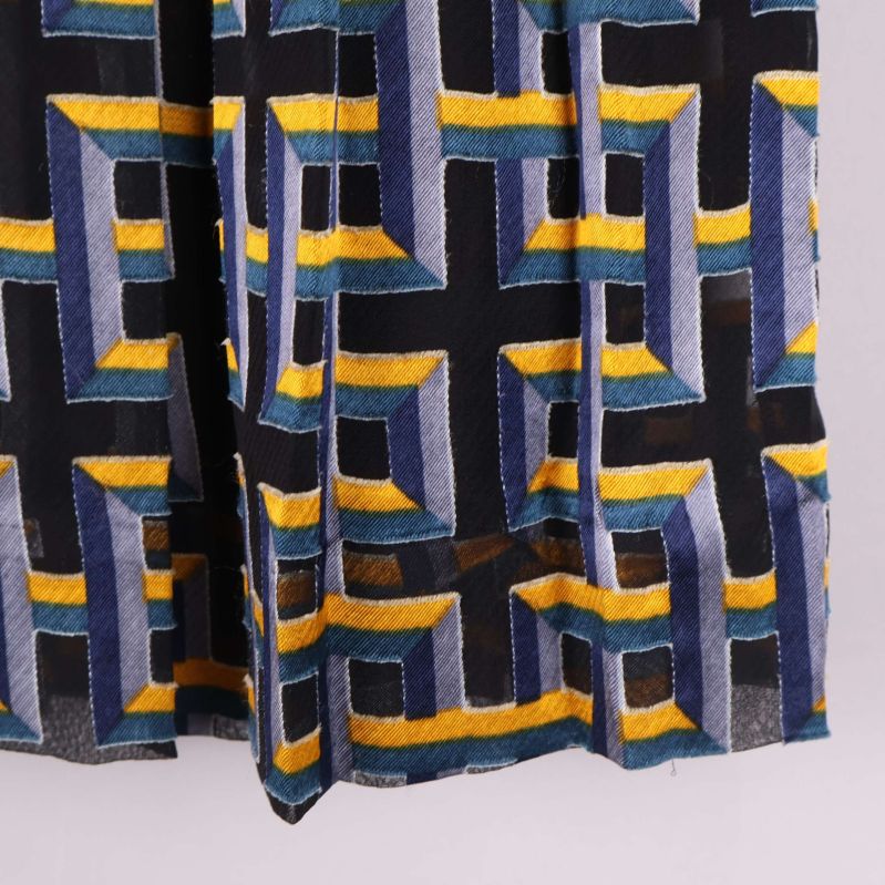 Detalj av kjolens nederkant