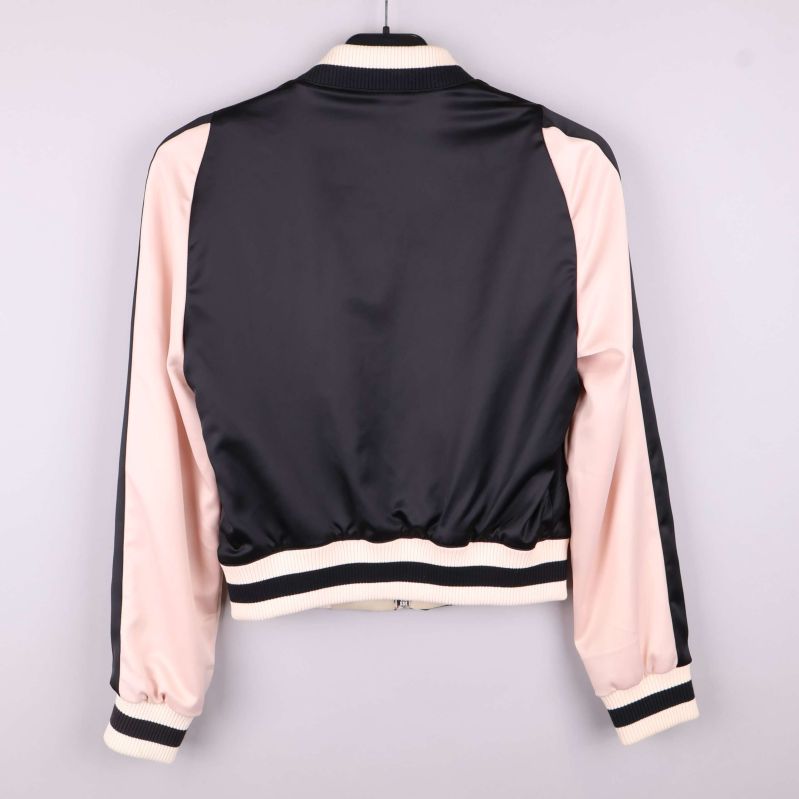 Kontrastfärgade ärmar