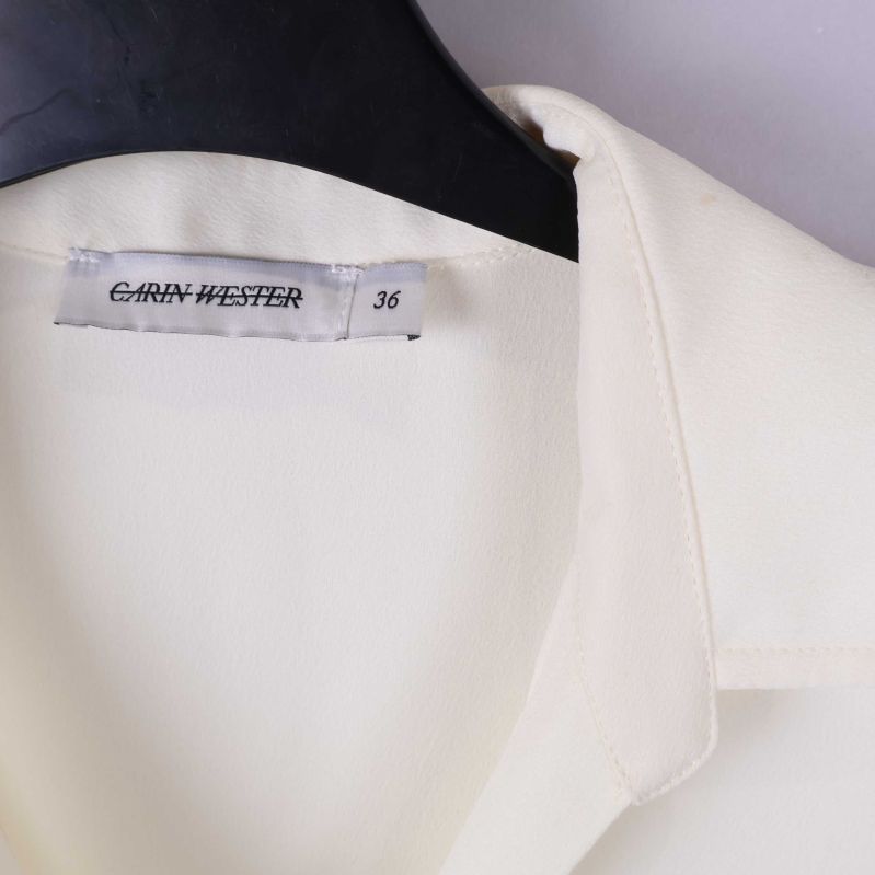 Märke Carin Wester etikett